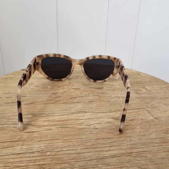 NWT J Crew Chunky Frame Cat Eye Tortoise Shell Sunglasses - Picture 4 of 6